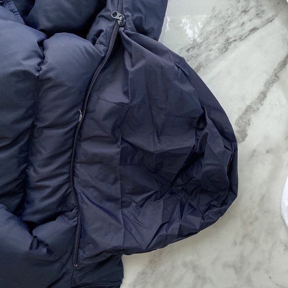 Reversible Navy Vest - Picture 5 of 5